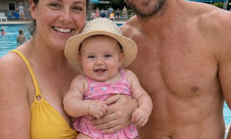 May be an image of baby, swimming and text that says 'AmoMama Nostalgia Story of the day eeasr 啊'